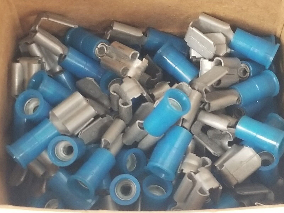 BOX OF 83 NEW LAWSON 5621 TERMINAL-NYLON MULTI-STACKING 14-16 WIRE