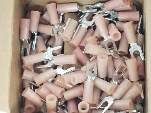 LOT OF 185 NEW VISA-CRIMP 85242 SAF-T-SPADE TERMINALS, 22-18 WIRE, 6 STUD, 36298
