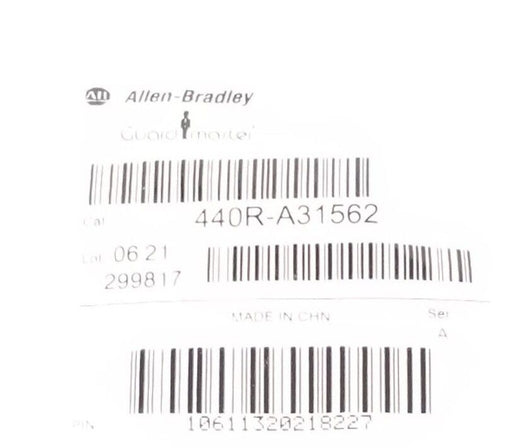 NEW ALLEN BRADLEY 440R-A31562 MONITORING SAFETY RELAY FUSE SER. A