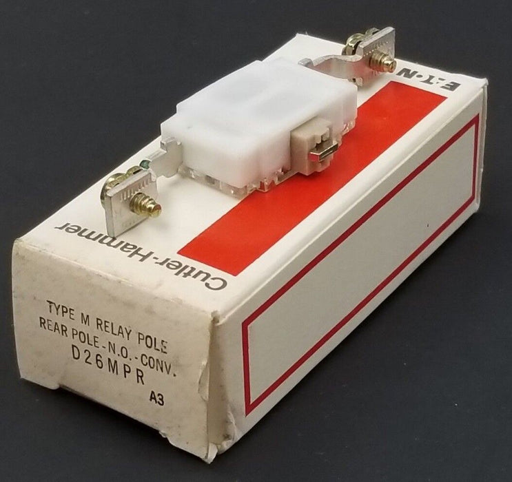 BOX OF 10 NEW CUTLER HAMMER D26MPR TYPE M RELAYS POLE REAR POLE N.O. CONV SER A3