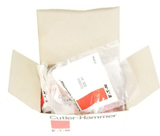 BOX OF 10 NEW EATON CUTLER-HAMMER E22BA2 SER. AI OPERATOR PLUGS SER. A1
