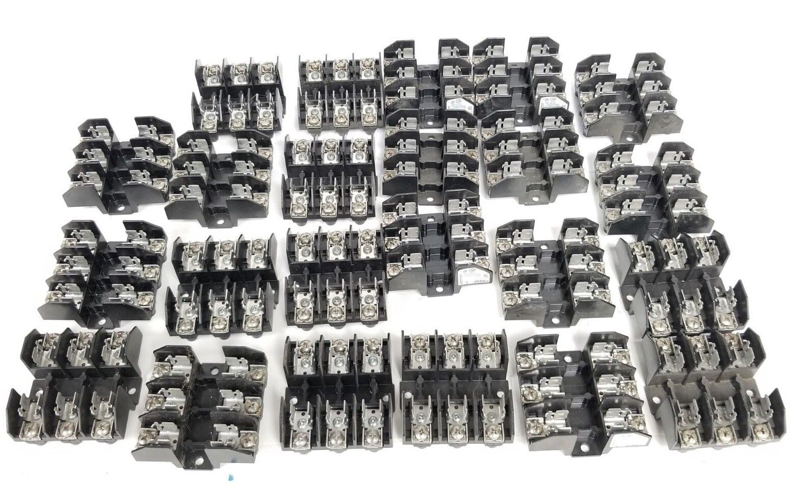 LOT OF 23 MARATHON F30A3SP FUSE HOLDERS 250V, 30A, 3P, 10AWG, 98130-3