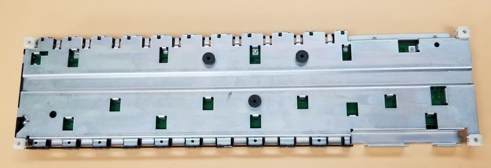 OMRON CS1W-BC102 BACKPLANE BASE UNIT 05602001 NK APP. 98A106 CS1WBC102