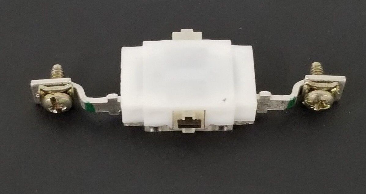 NEW CUTLER HAMMER D26MPR CONTACT BLOCK