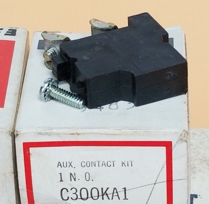 LOT OF 8 NIB EATON CUTLER-HAMMER C300KA1 AUX. CONTACT KITS 1 N.O.