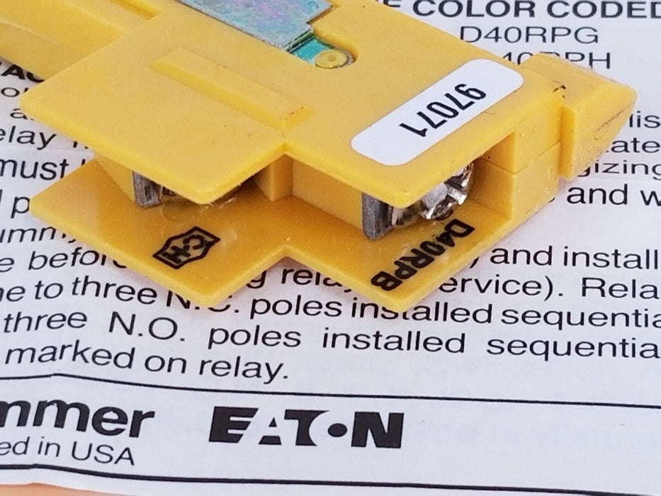 LOT OF 10 NIB EATON CUTLER HAMMER D40RPB REED RELAYS 1 N.C.