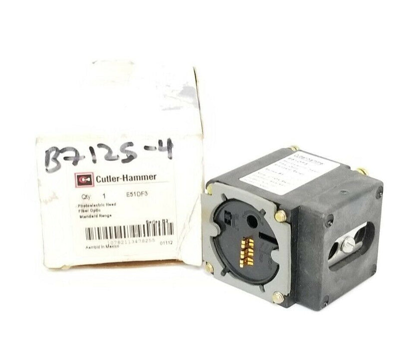 NIB CUTLER-HAMMER E51DF3 FIBER OPTIC PHOTOELECTRIC HEAD, SERIES B3