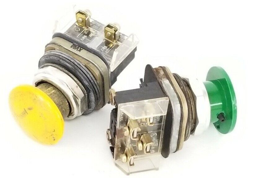 LOT OF 2 ALLEN BRADLEY PUSHBUTTONS 800T-D6 & 800T-D W/ 800T-XA & 800T-XD1