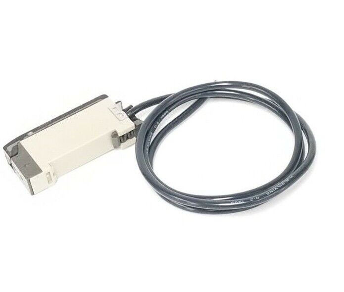 OMRON E3X-H11 PHOTOELECTRIC SENSORS 10-30VDC, E3XH11, 30'' LEAD