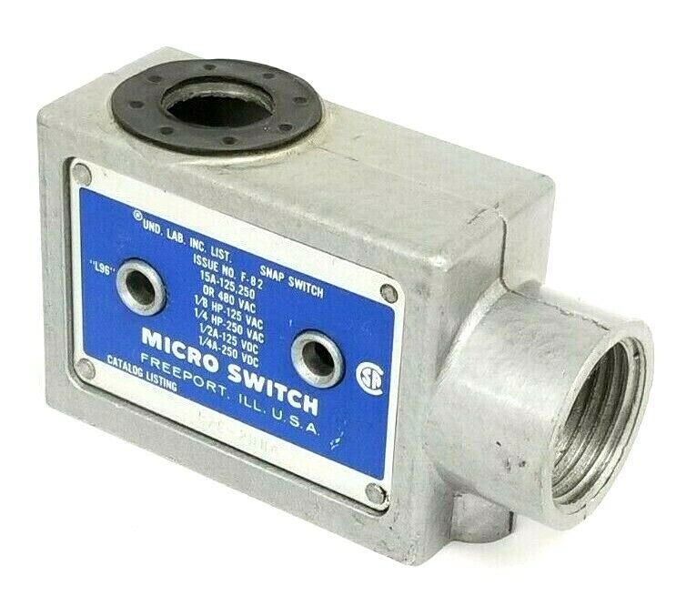 HONEYWELL MICRO SWITCH BZE-2RN4 SNAP SWITCH HOUSING BZE2RN4