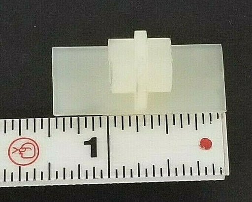 LOT OF 21 SQUARE D FUSEHOLDER ATTACHMENTS FOR 9080-GF6 TERMINAL BLOCKS