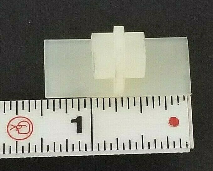 LOT OF 21 SQUARE D FUSEHOLDER ATTACHMENTS FOR 9080-GF6 TERMINAL BLOCKS