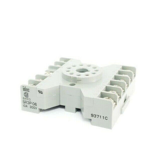 NEW IDEC SR3P-06 RELAY BASE 10A, 300V, SR3P06