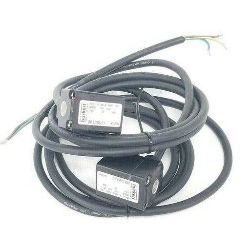 LOT OF 2 BURKERT 00120617 SOLENOID VALVE CONTROL HEADS 0211 A 00,0 NBR MS, 8W, 2