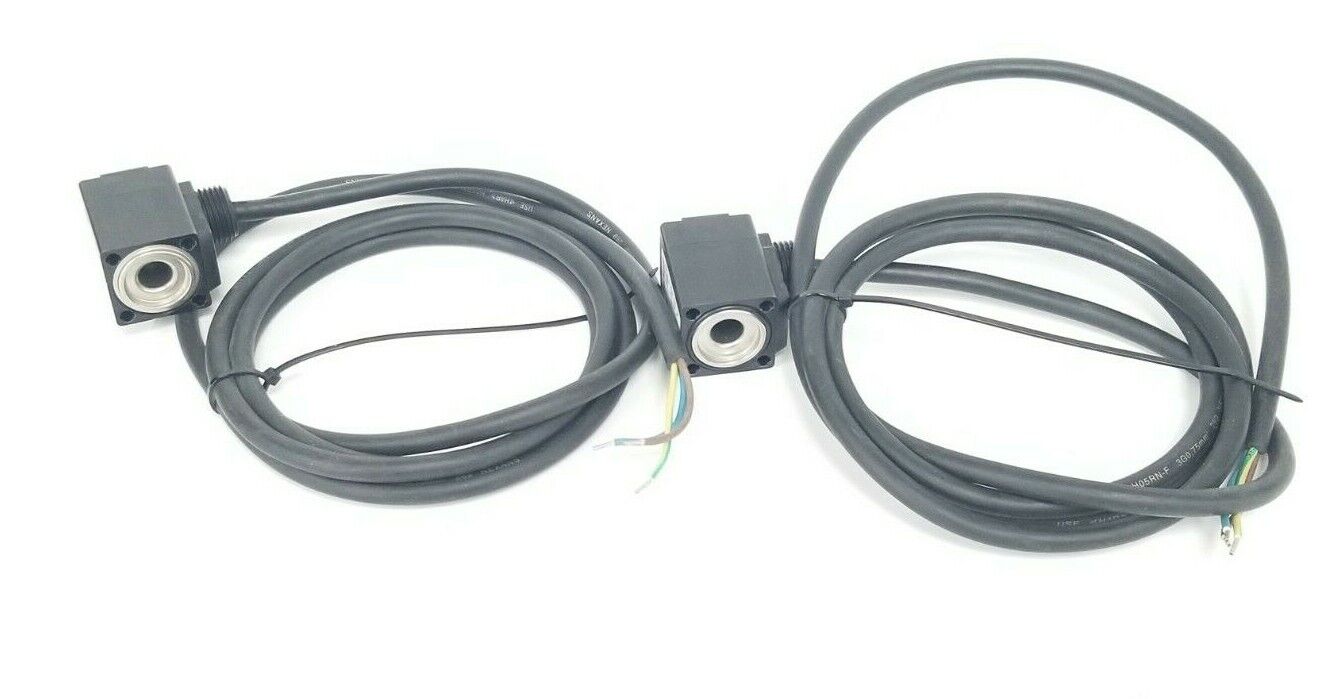 LOT OF 2 BURKERT 00120617 SOLENOID VALVE CONTROL HEADS 0211 A 00,0 NBR MS, 8W, 2