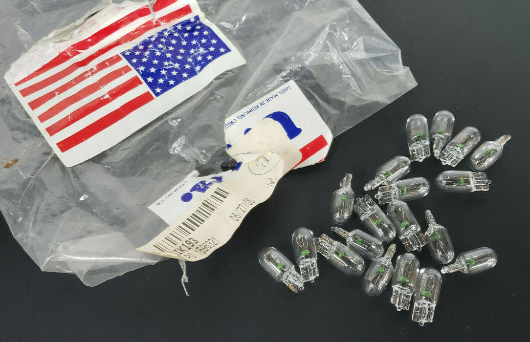 LOT OF 19 NEW EIKO EIK193 MINIATURE LAMPS