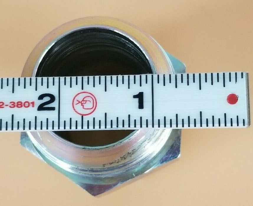 LOT OF 2 NEW EATON FEMALE PIPE FITTINGS 1.25" BORE STRAIGHT TO 1.25" BORE NIPPLE