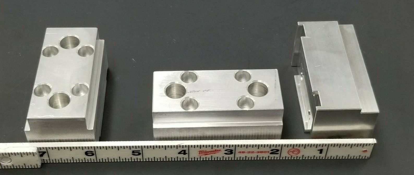 LOT OF 6 NEW REIS GmbH 5205823 GRIPPER JAWS F. RUBBER 40X40X73 SKR 17217-120D