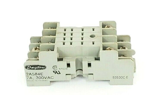DAYTON 2A584E SOCKET RELAYS 7A, 300VAC