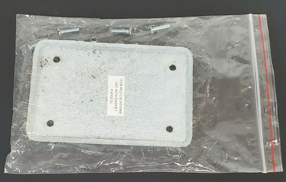 NIB SCI FSFDCM1 FS & FD DEVICE BOX MALLEABLE IRON COVER (QTY: 25)