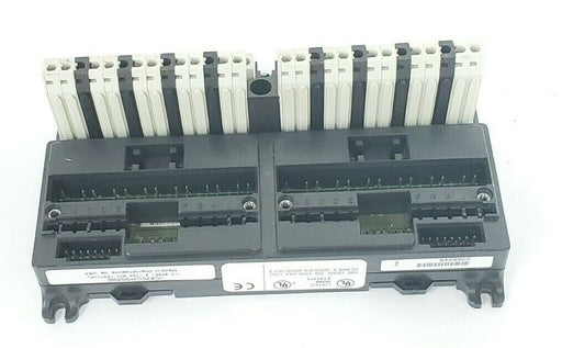 LOT OF 2 GE FANUC IC670CHS002E I/O BASE 2 TIER BOX TERMINALS IC670CHS002