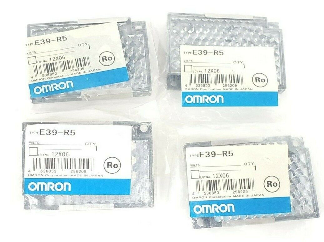 LOT OF 4 NEW OMRON E39-R5 REFLECTORS W/ CLIPS E39R5