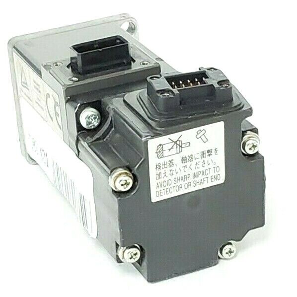 MITSUBISHI HF-KP13 SERVO MOTOR 100W, INPUT: 3AC, 106V, 0.8A, 3000R/MIN