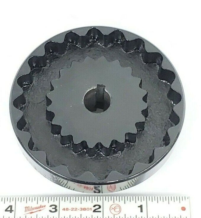 LOT OF 2 NIB LOVEJOY 1L808 COUPLINGS 68514436078 6J FLNG 5/8 3/16X3/32 KW- S