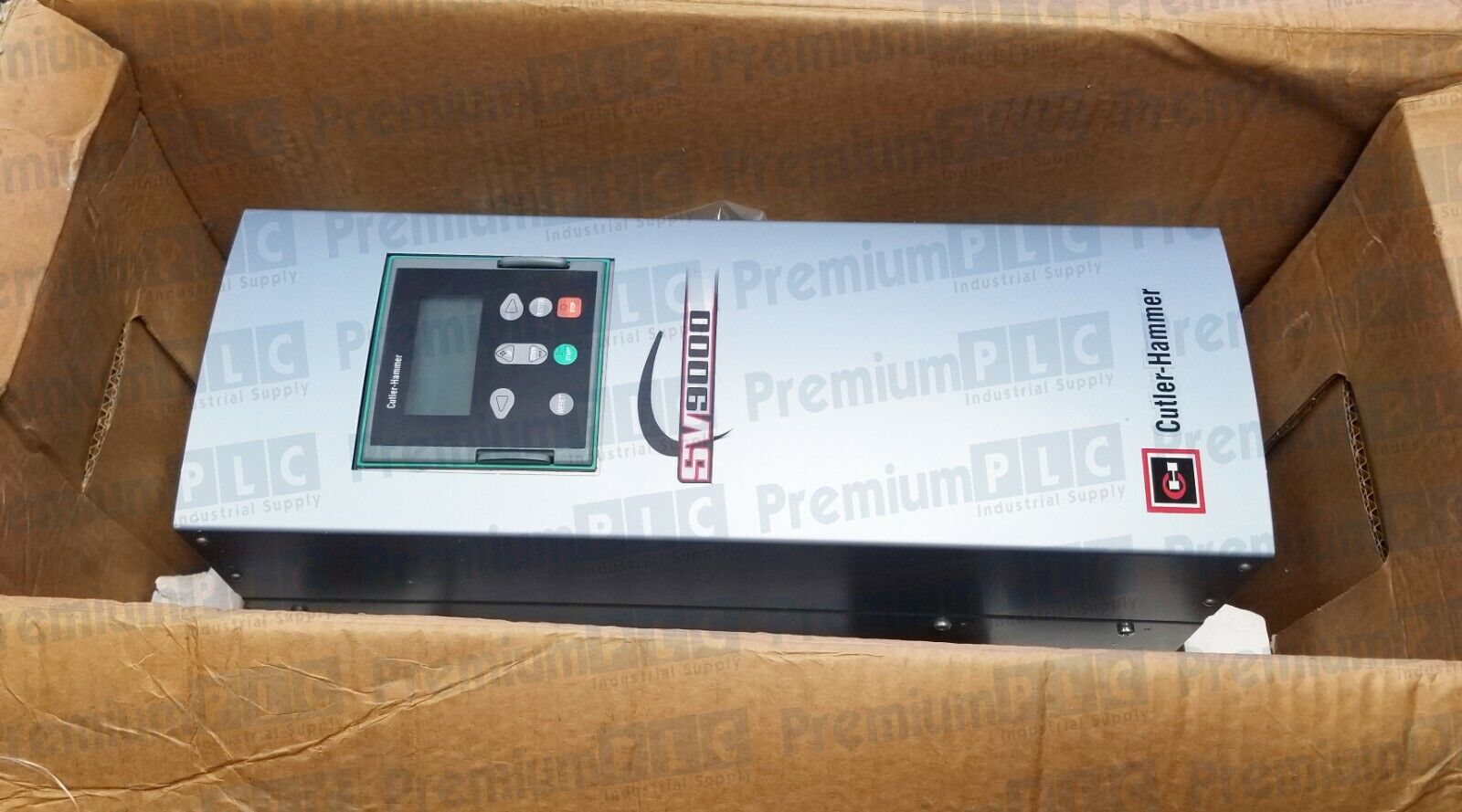 NEW CUTLER-HAMMER SV9F30AS-6M0A00 SV9000 ADJ. FREQUENCY DRIVE 3HP NEMA 1 575V