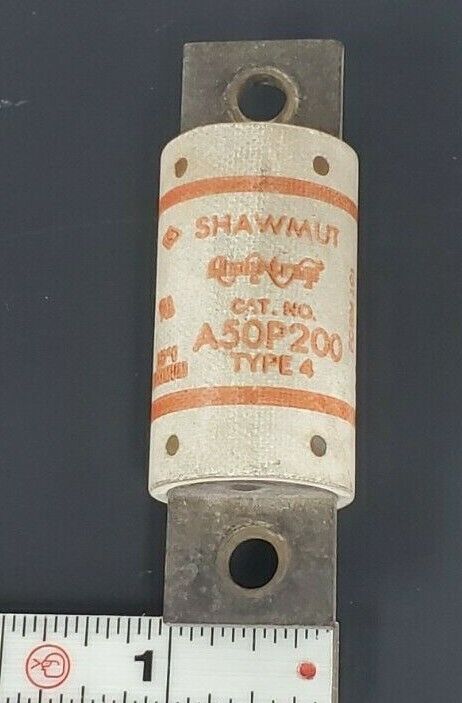 GOULD SHAWMUT A50P200 AMP-TRAP SEMICONDUCTOR 200AMP 500V FUSE TYPE 4