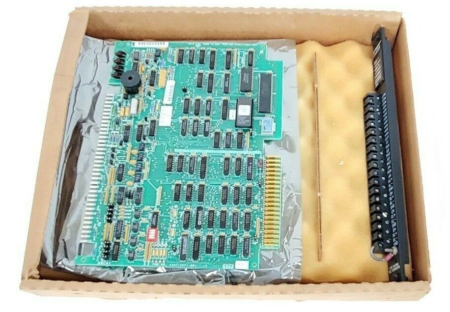 GE FANUC IC600BF827K HI SPEED COUNTER MODULE 44A717584-G01 (DAMAGED)