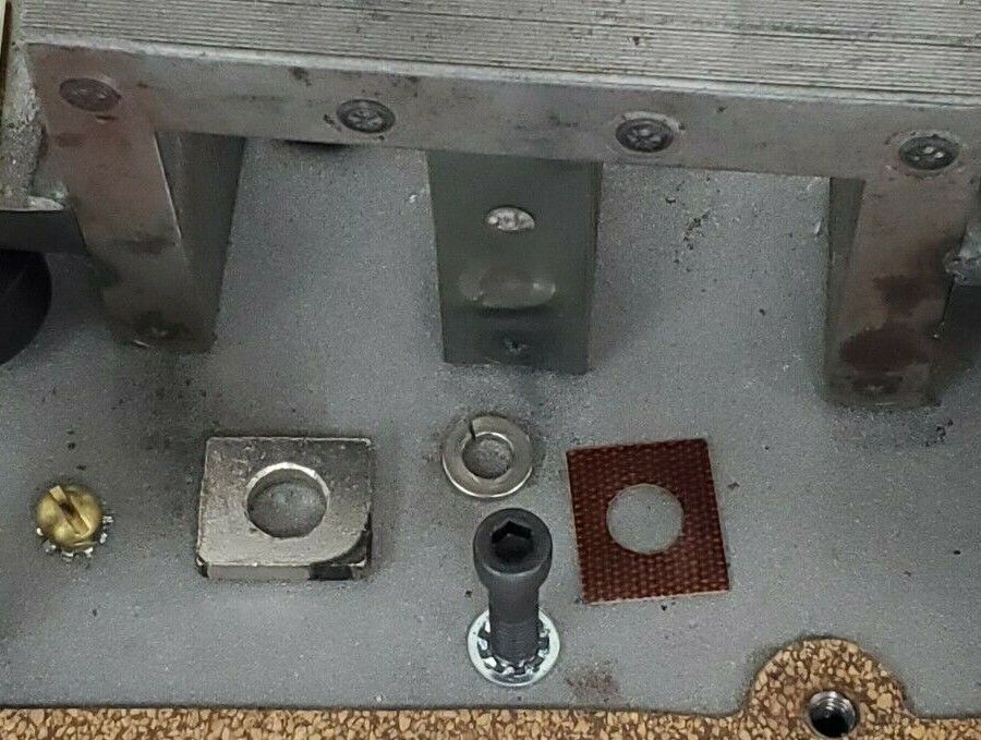 FMC TECHNOLOGIES SYNTRON V-20 MAGNETIC VIBRATOR 115V 2.0A 60HZ *INCOMPLETE*