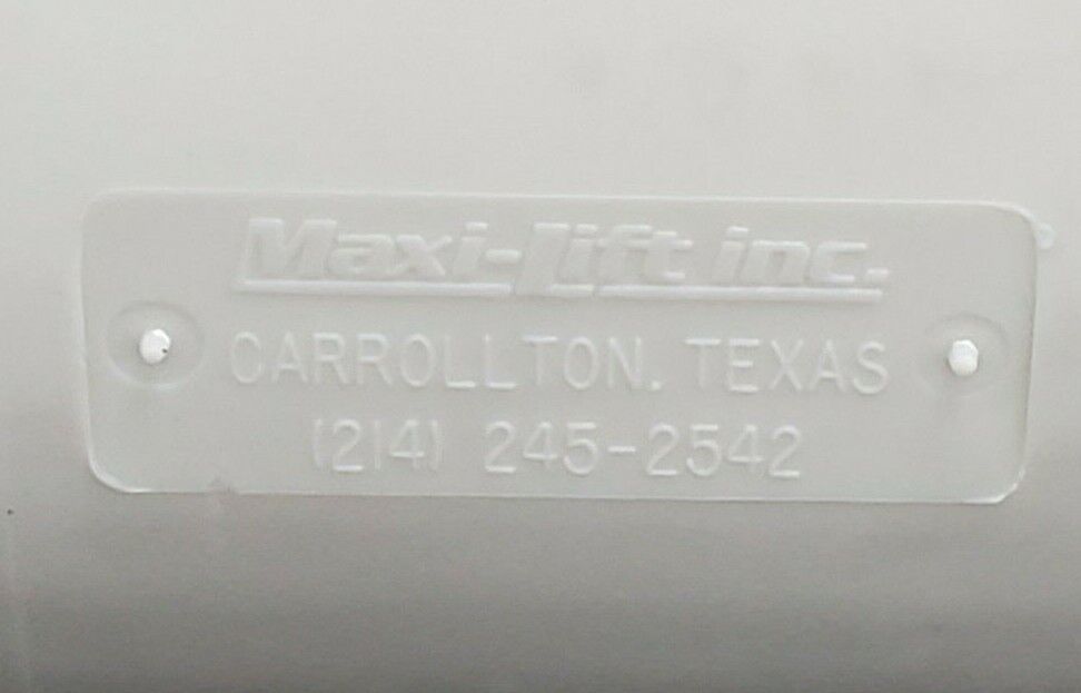 NEW MAXI-LIFT INC. 18x10 MAXI TUFF AA BUCKET