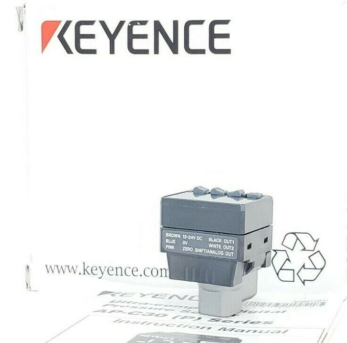 NIB KEYENCE AP-C31 PRESSURE SENSOR APC31, 12-24V DC