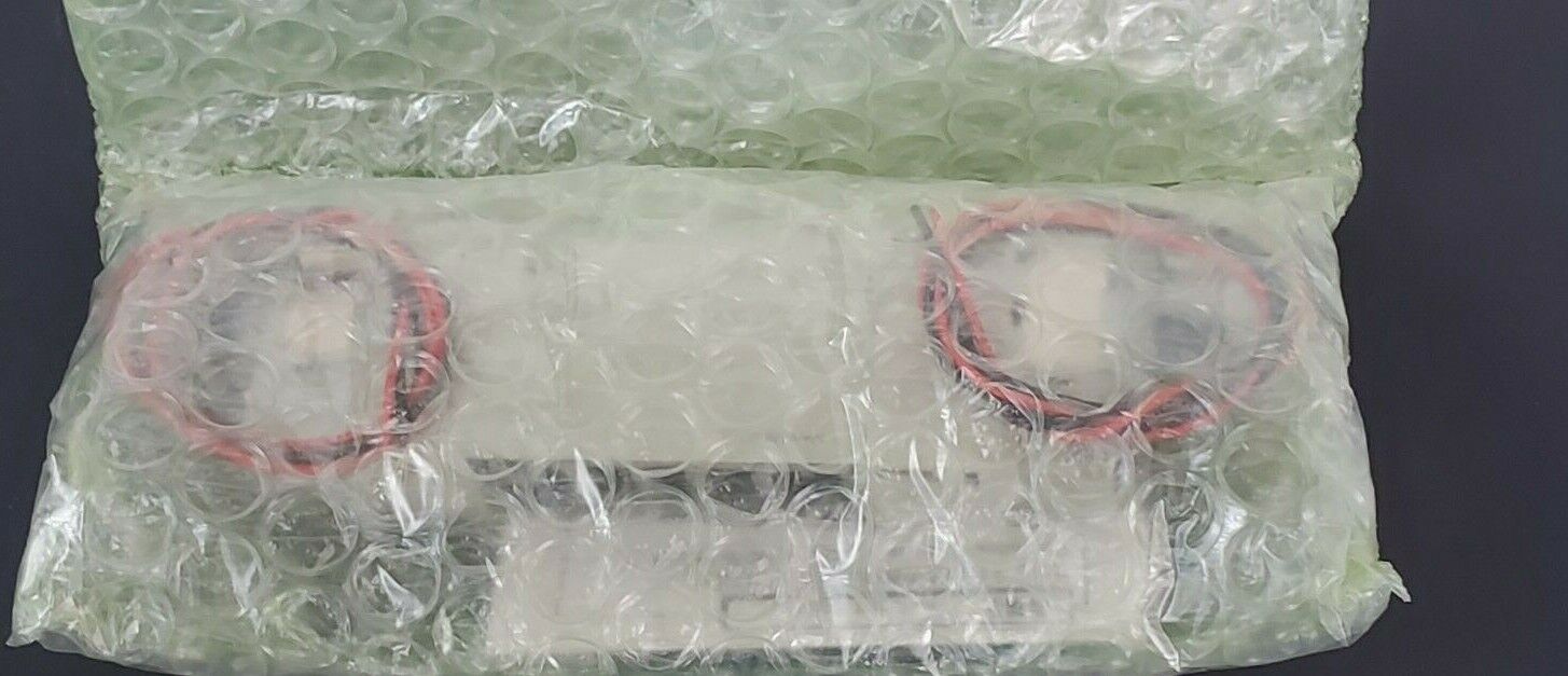 NIB CKD 4GE229R-00-E2-3 SOLENOID VALVE 4GE229R00E23, DC24V