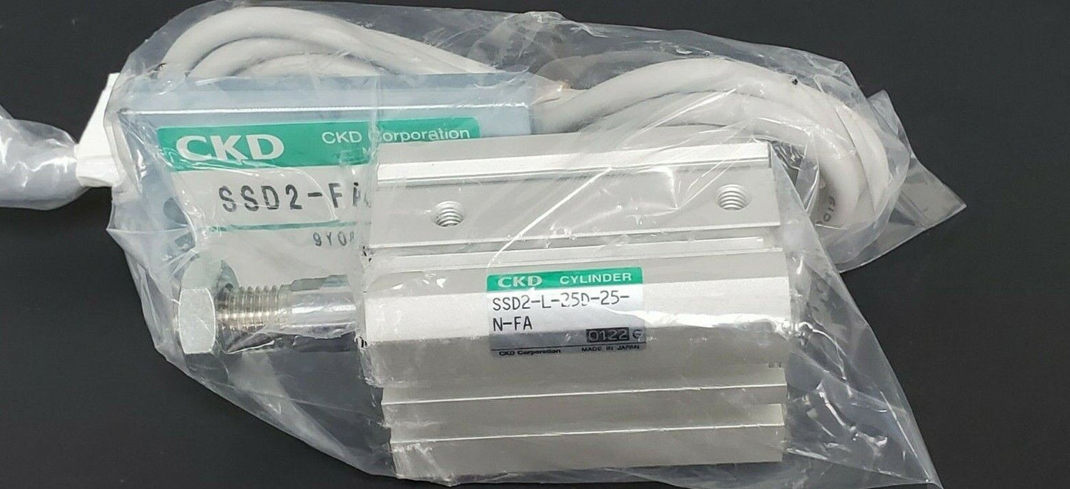 NEW CKD SSD2-L-25D-25-N-FA COMPACT CYLINDER W/ SSD2-FA-25 / T2YV SSD2L25D25NFA