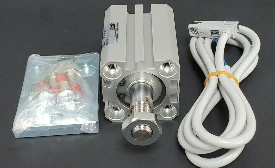 NEW CKD SSD2-L-25D-25-N-FA COMPACT CYLINDER W/ SSD2-FA-25 / T2YV SSD2L25D25NFA