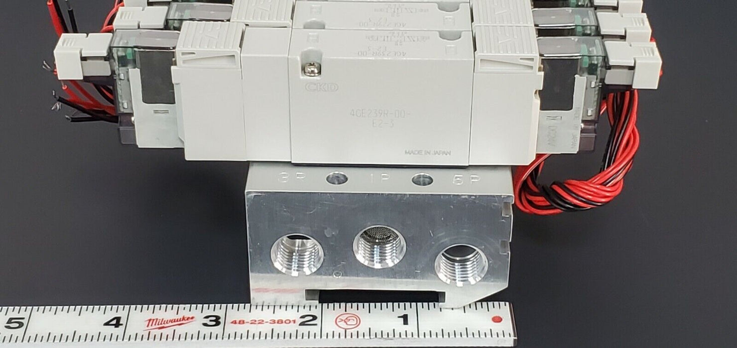NIB CKD M4GE280R-06-E2-5-3 DISCRETE VALVE MANIFOLD ASSEMBLY M4GB120RC6E2HZ1D