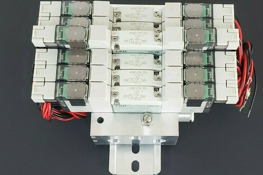 NIB CKD M4GB120R-C6-E2HZ1D-6-3 VALVE MANIFOLD ASSEMBLY M4GB120RC6E2HZ1D63, DC24V