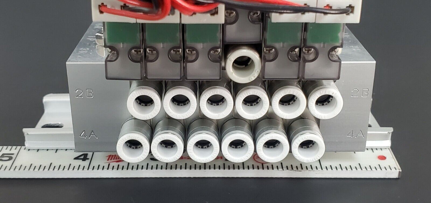 NIB CKD M4GB120R-C6-E2HZ1D-6-3 VALVE MANIFOLD ASSEMBLY M4GB120RC6E2HZ1D63, DC24V