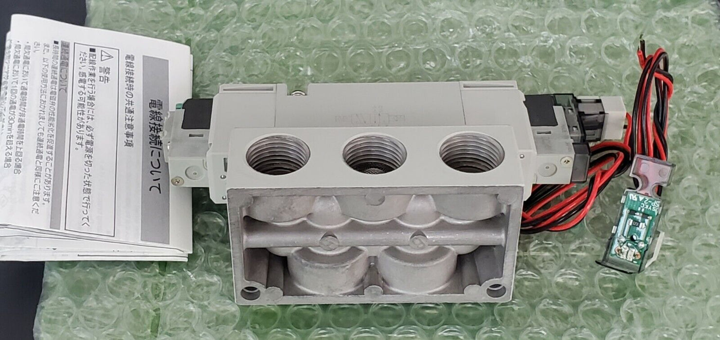 NIB CKD 4GE320R-10-E2-3 VALVE ASSEMBLY 4GE320R10E23, DC24V
