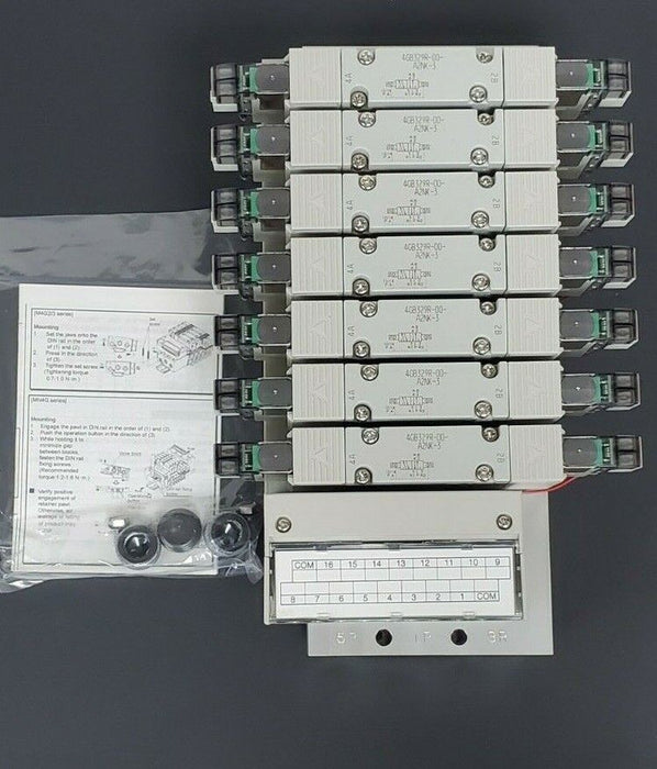 NIB CKD M4GB320R-08-T10K-7-3 VALVE MANIFOLD ASSEMBLY DC24V, M4GB320R08T10K73
