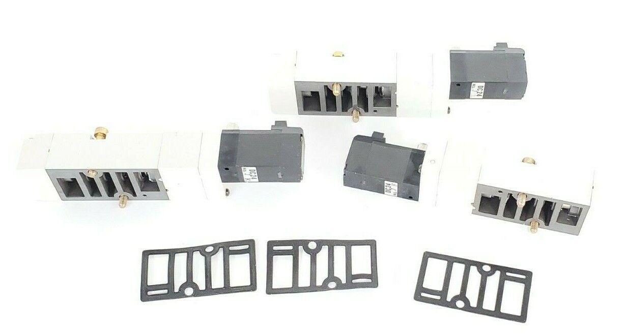 LOT OF 3 PARKER KURODA GCS2430-NB-D24NPLB-Z3 SOLENOID VALVE DC24V