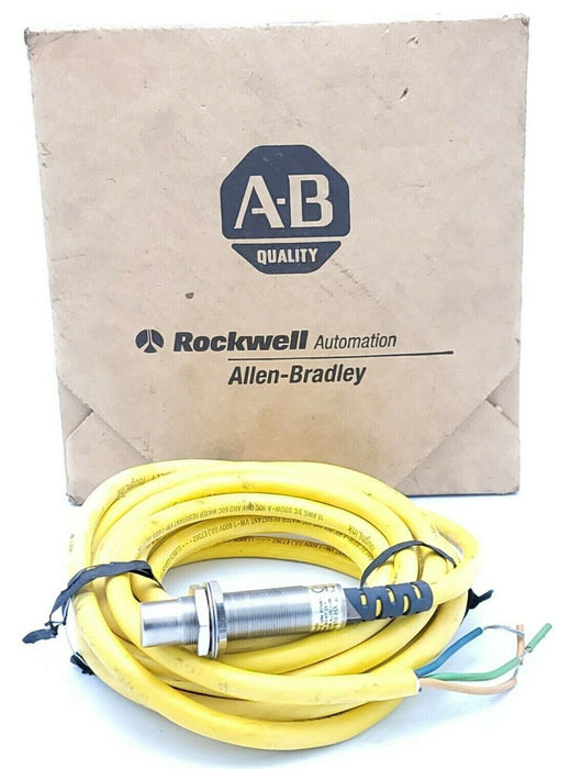 NEW ALLEN BRADLEY 871TM-B8N18-HX PROXIMITY SWITCH 40-250VAC/DC SER. A