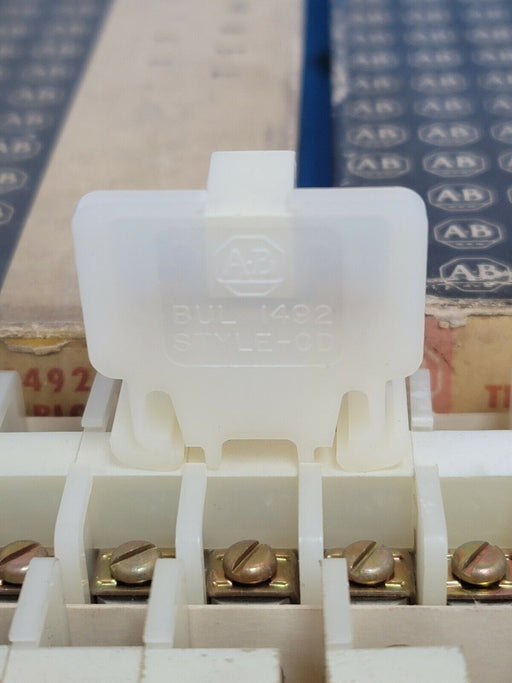 LOT OF 150 NIB ALLEN BRADLEY 1492-CD8 TERMINAL BLOCKS SER. A