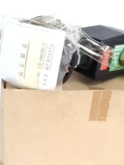 NIB CKD AG41-02-2-03E SOLENOID VALVE AC200V AG4102203E