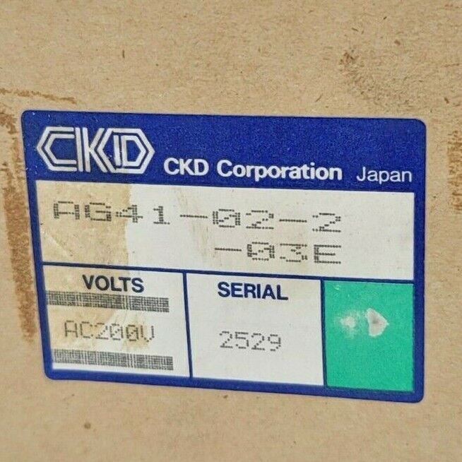 NIB CKD AG41-02-2-03E SOLENOID VALVE AC200V AG4102203E