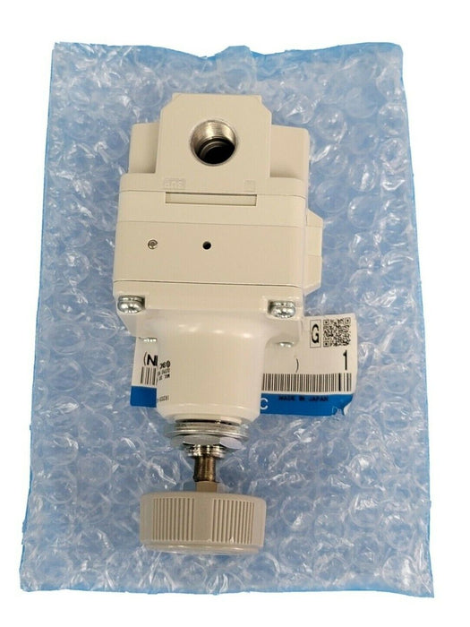 NEW SMC IR2020-N02 PRECISION REGULATOR PORT 1/4INCH IR2020N02