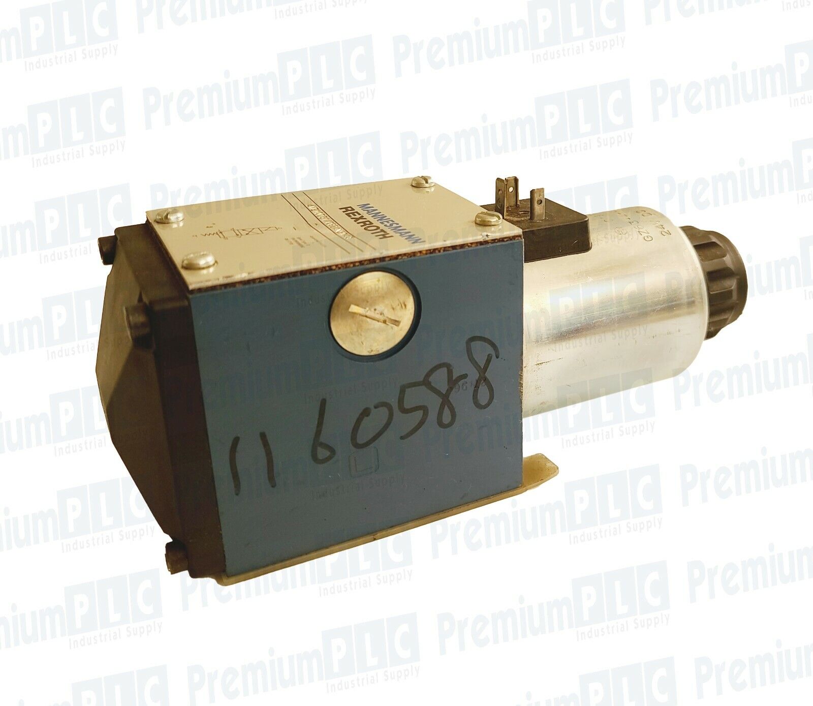 NEW MANNESMANN REXROTH 4WE10D31/CG24N9K4 HYDRAULIC SOLENOID VALVE 24V RR00880082