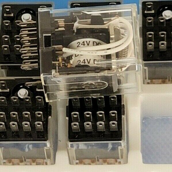 LOT OF 10 NEW MATSUSHITA HC4-H-DC24V RELAYS HC4HDC24V 3AMP 30VDC